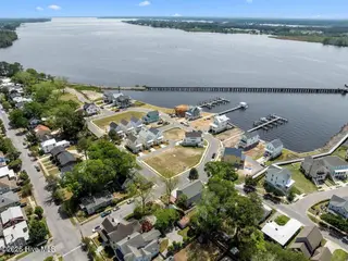516 36 Front Street, Washington, NC 27889 – photo 7: 20250822194322706976000000-o