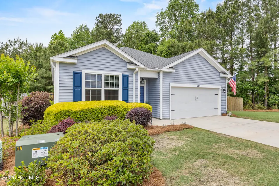 691 Avington Lane NE, Leland, NC 28451 – photo 1 of 42: Exterior