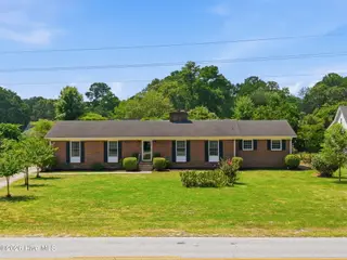 6762 River Road, Washington, NC 27889 — 3-bedroom home in Country Club Hills, Washington, NC, photo 3 of 55: 3-web-or-mls-DJI_20260819120713_0018_D