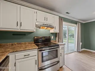 625 Shadowridge Road, Jacksonville, NC 28546 – photo 9: 12-web-or-mls-625 Shadowridge Rd. 25