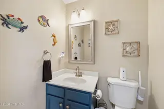 101 Maidens Court, Elizabeth City, NC 27909 – photo 17: 25-web-or-mls-IMG_1125