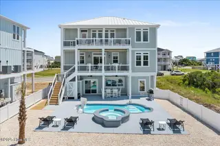 407 E Fourth Street, Ocean Isle Beach, NC 28469 – photo 6: 05-KahunaPhoto.com 407-67.jpg