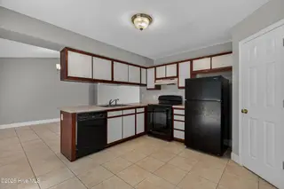 212 Winners Circle S, Jacksonville, NC 28546 – photo 10: 11