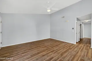716 Varsity Drive, Wilmington, NC 28403 – photo 6: Living Room