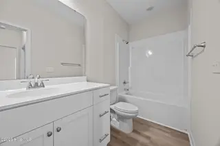 117 Woodford Drive, Jacksonville, NC 28540 – photo 8: 23-web-or-mls-IMG_9201