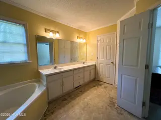 106 Corbel Place, Goldsboro, NC 27530 — 5-bedroom home in The Reach, Goldsboro, NC, photo 19 of 33: ib_full_property_condition_photos_p047.j