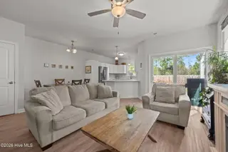 2031 Folkstone Woods Lane, Holly Ridge, NC 28445 – photo 14: Living Area