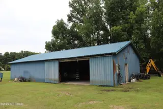4507 Rivershore Drive, New Bern, NC 28560 – photo 21: Workshop 64x32