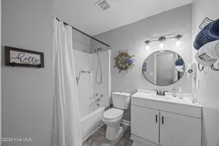1511 Caracara Drive, New Bern, NC 28560 – photo 21: 16-web-or-mls-0C0A2062
