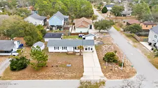 304 NE 50th Street, Oak Island, NC 28465 – photo 5: shniderproductions.com-5