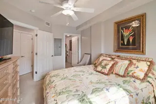 100 Olde Towne Yacht Club Drive 512, Beaufort, NC 28516 – photo 23: Guest bedroom 1
