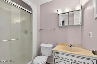 1415 Mona Passage Court, New Bern, NC 28560 – photo 21: Primary Bathroom