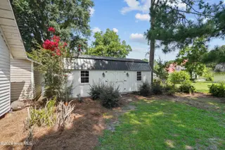500 W Main Street, Mount Olive, NC 28365 – photo 10: IMG_1129