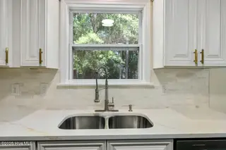 931 W Connecticut Avenue, Southern Pines, NC 28387 – photo 7: FTP-Real-Estate-Media-931 W Connecticut_