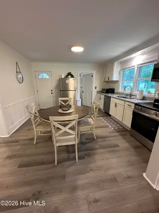5326 Masonboro Loop Road, Wilmington, NC 28409 – photo 6: IMG_0921