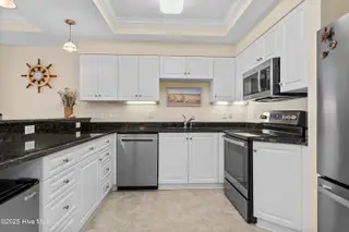 1550 Salter Path Road 103, Indian Beach, NC 28512 – photo 22: Kitchen