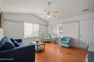 118 NE 31st Street, Oak Island, NC 28465 – photo 8: 15-web-or-mls-DSC02656