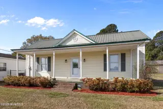 1304 Albemarle Avenue, Tarboro, NC 27886 – photo 5: 16-web-or-mls-IMG_0005
