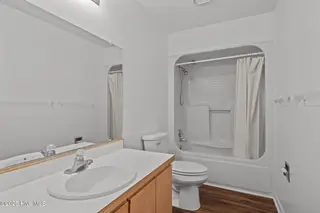 304 Lord Granville Drive, Morehead City, NC 28557 – photo 23: Downstairs full bath 2