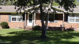 101 Cambridge Court, Havelock, NC 28532 — 3-bedroom home in Westbrooke, Havelock, NC, photo 2 of 13: DSC00094