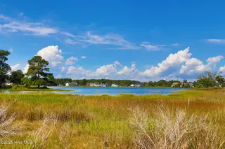 533 Freedom Park Road, Beaufort, NC 28516 – photo 4: 533 Freedom Park Rd