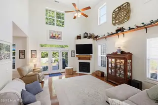 3531 White Drive, Morehead City, NC 28557 – photo 3: Living Room
