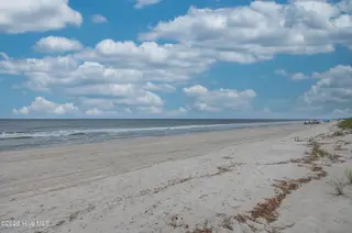 515 W Beach Drive, Oak Island, NC 28465 – photo 18: 515WBeachDrive-46-Copy