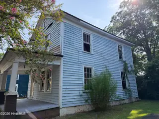207 N Pierce Street, Washington, NC 27889 – photo 2: 207 N Pierce 3