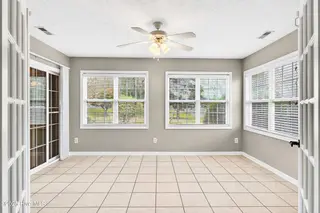 307 Old Dam Road, Jacksonville, NC 28540 — 4-bedroom home in Dawson Place, Jacksonville, NC, photo 7 of 39