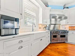404 Shoreline Drive E, Sunset Beach, NC 28468 – photo 19: 18