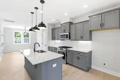 510 McRae Street 103, Wilmington, NC 28401 — 3-bedroom townhome in McRae Street Townhomes, Wilmington, NC, photo 18 of 57