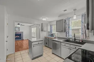 902 Huff Drive, Jacksonville, NC 28546 – photo 15: 15