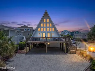 202 E Second Street, Ocean Isle Beach, NC 28469 – photo 4