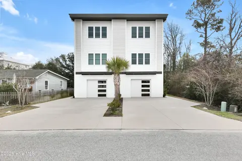1407 Searay Ln, Carolina Beach