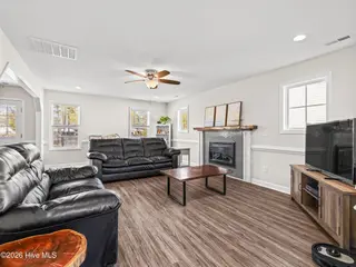 221 Holly Grove Court E, Jacksonville, NC 28540 – photo 14: a02a0288
