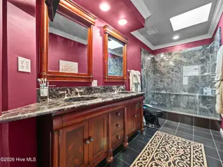 1505 Salter Path Road M, Indian Beach, NC 28512 – photo 21: Master Bath
