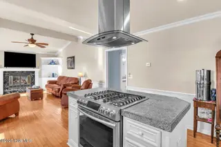 1229 Fletcher Hewett Road SW, Shallotte, NC 28470 — 2-bedroom home, Shallotte, NC, photo 10 of 52: KITCHEN