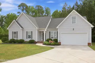 3100 Streamside Lane, Winterville, NC 28590 — 3-bedroom home in Brookstone, Winterville, NC, photo 1 of 50: IMG_0883