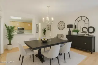 636 Village Park Drive 101, Wilmington, NC 28405 – photo 15: Virtually Staged Dining Room