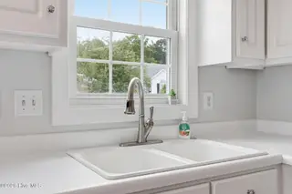 4409 Surrey Meadows Drive, Winterville, NC 28590 – photo 11: 34-web-or-mls-BLS_0065