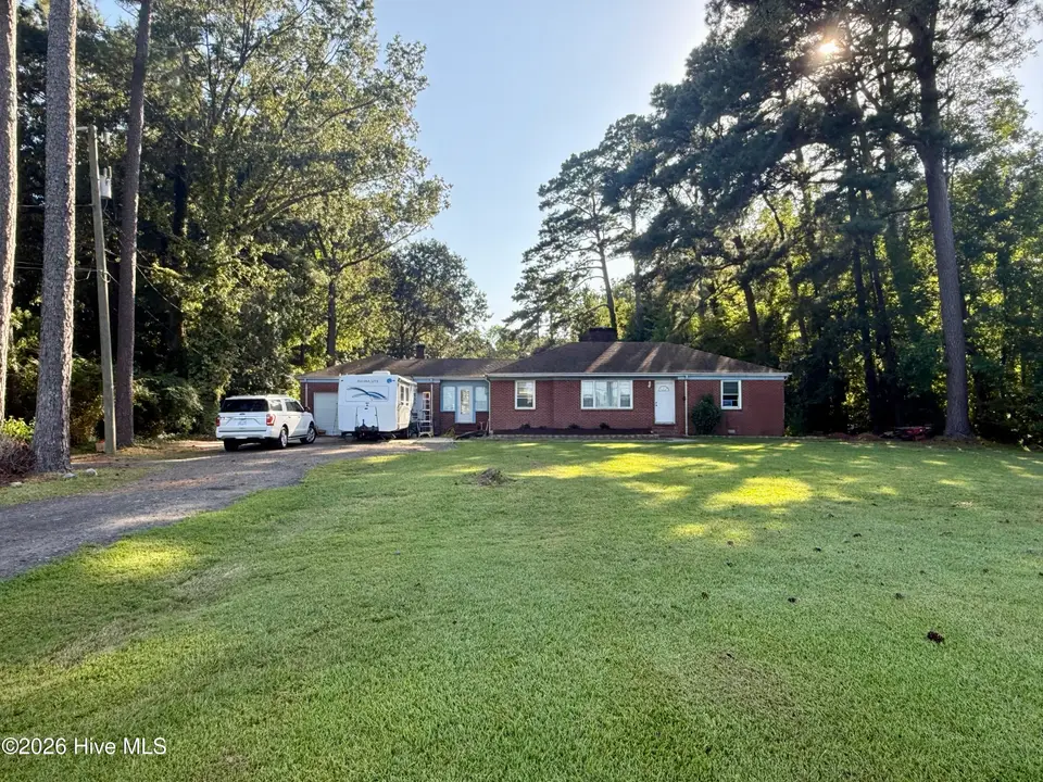 2015 N Road Street, Elizabeth City, NC 27909 – photo 1 of 2: IMG_1053