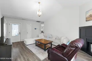 423 Jasmine Lane, Jacksonville, NC 28546 – photo 6: 91930A14-02FE-49DB-A55B-001F8B3C3446
