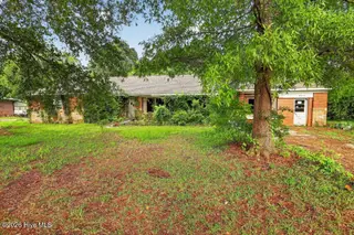 8514 Main Street, Vanceboro, NC 28586 – photo 2: IMG_1077