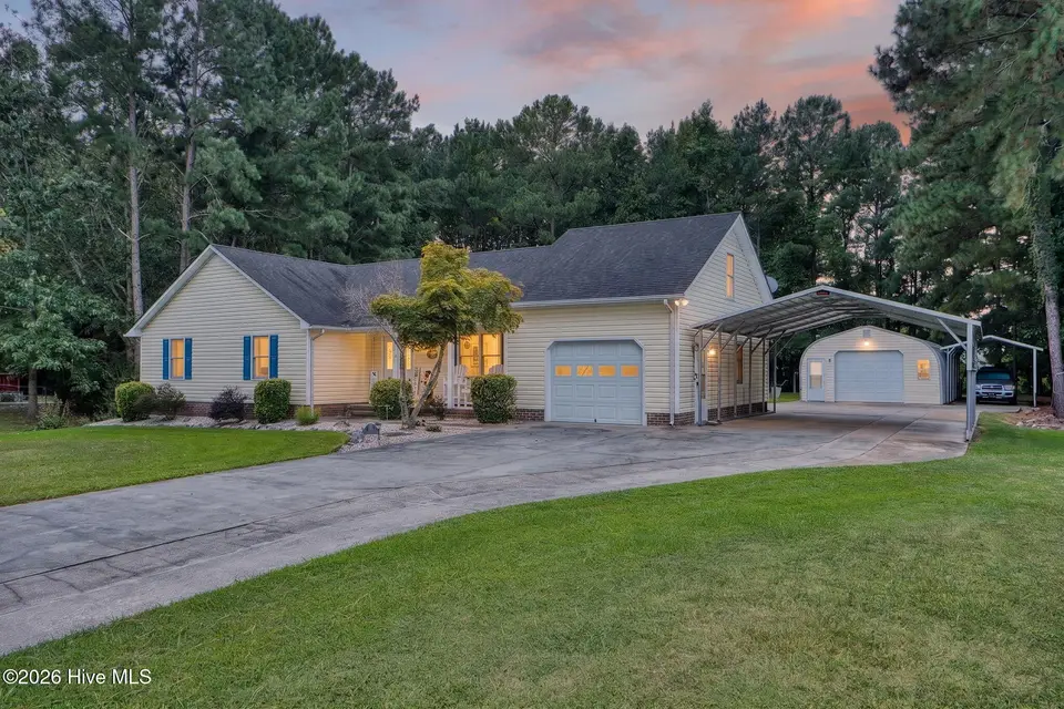 116 Lee Circle, Elizabeth City, NC 27909 – photo 1 of 42: 49-web-or-mls-116-lee-cir
