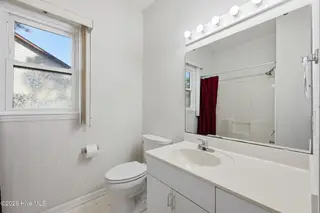 6013 Pelican Drive, New Bern, NC 28560 – photo 20: 13-web-or-mls-0C0A8613_edit
