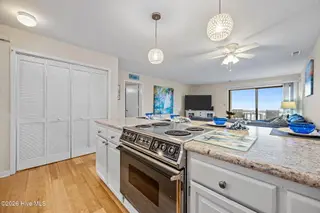 9100 Reed Drive 1108, Emerald Isle, NC 28594 – photo 15: Kitchen