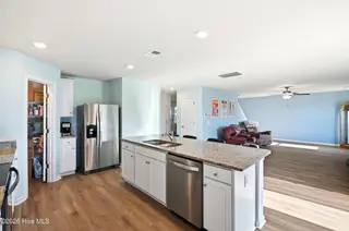 697 Poppleton Drive, Hampstead, NC 28443 – photo 12: 10_697_poppleton_dr_010