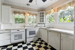 216 Fleming Street, Washington, NC 27889 – photo 22: 25_DSC06870