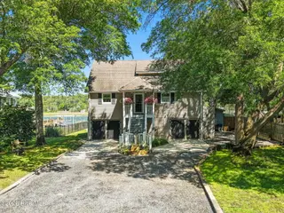 2920 W Yacht Drive, Oak Island, NC 28465 – photo 8: 4-web-or-mls-CAMMediaLLC.com (53 of 71)