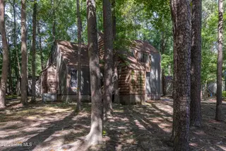 107 Tanglewood Drive, Greenville, NC 27858 – photo 4: 3